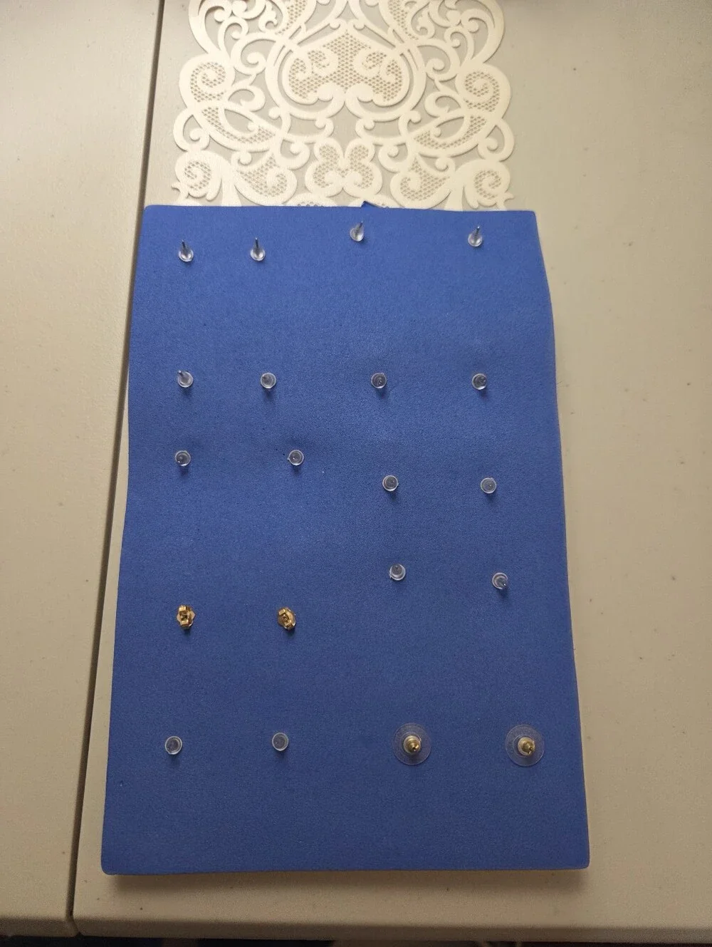 Assorted Blue & Turquoise Vintage Pierced Earring Set - 10 Pairs - Picture 5 of 5